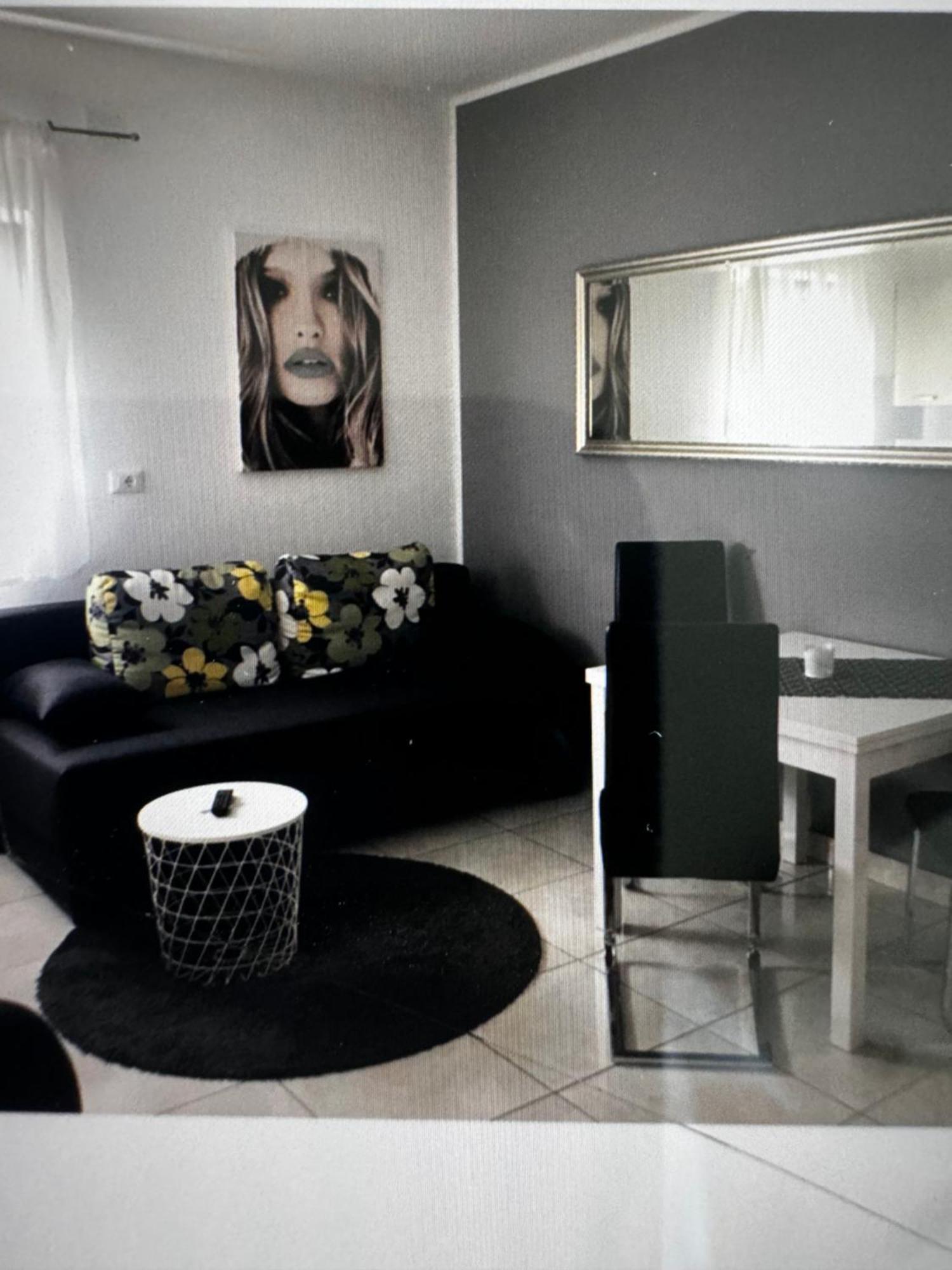 Apartments Villa Lili Ουμάγκ Εξωτερικό φωτογραφία